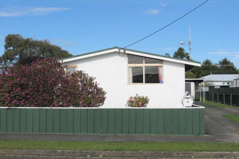 Photo of property in 8 Cornwall Street, Levin, 5510