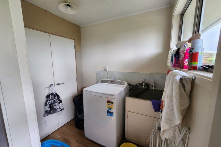 Photo of property in 115 Ross Street, Pirongia, 3802