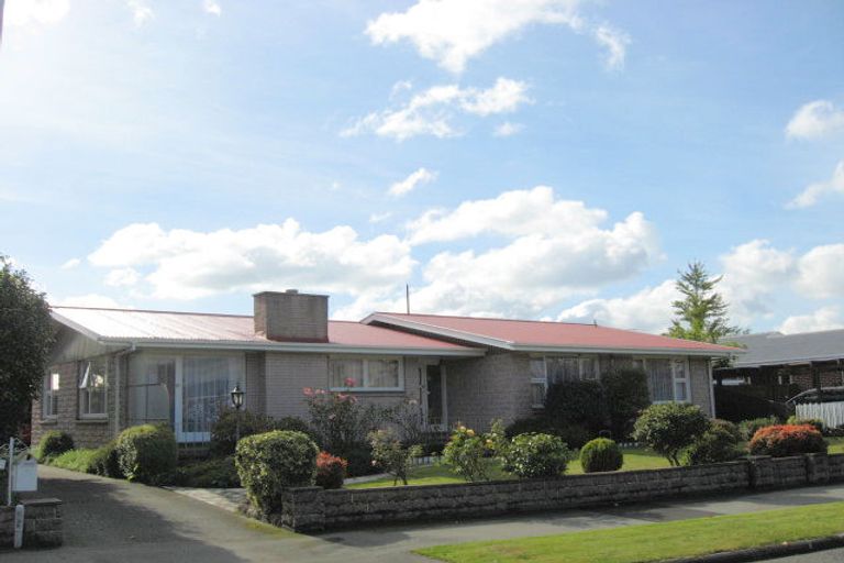 Photo of property in 18 Carruthers Street, Ilam, Christchurch, 8041