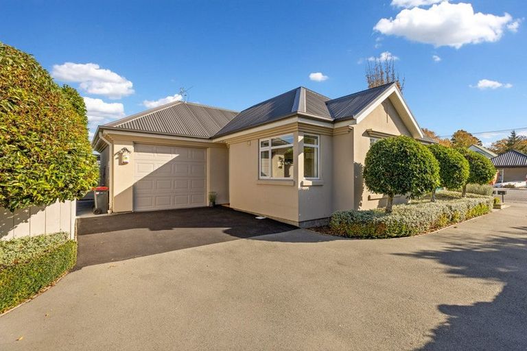 Photo of property in 1/414 Ilam Road, Bryndwr, Christchurch, 8052