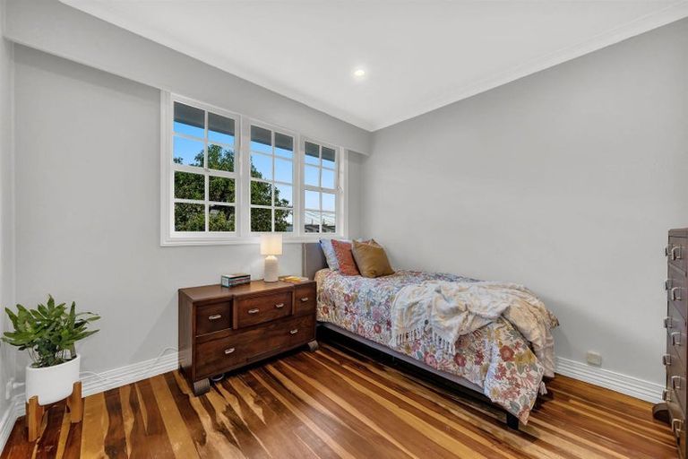 Photo of property in 24 Norman Road, Hauraki, Auckland, 0622