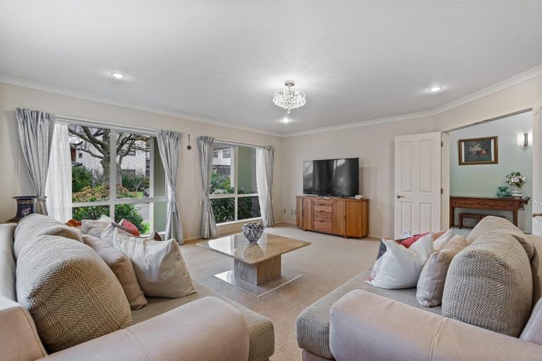 Photo of property in 18 Tollana Road, Te Atatu Peninsula, Auckland, 0610