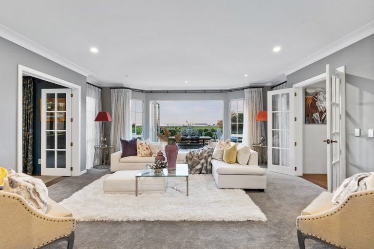 Photo of property in 38 Porterfield Road, Whitford, Howick, 2571