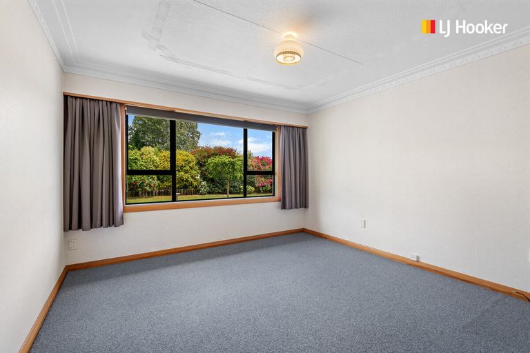 Photo of property in 806 Outram-mosgiel Road, Riverside, Outram, 9073