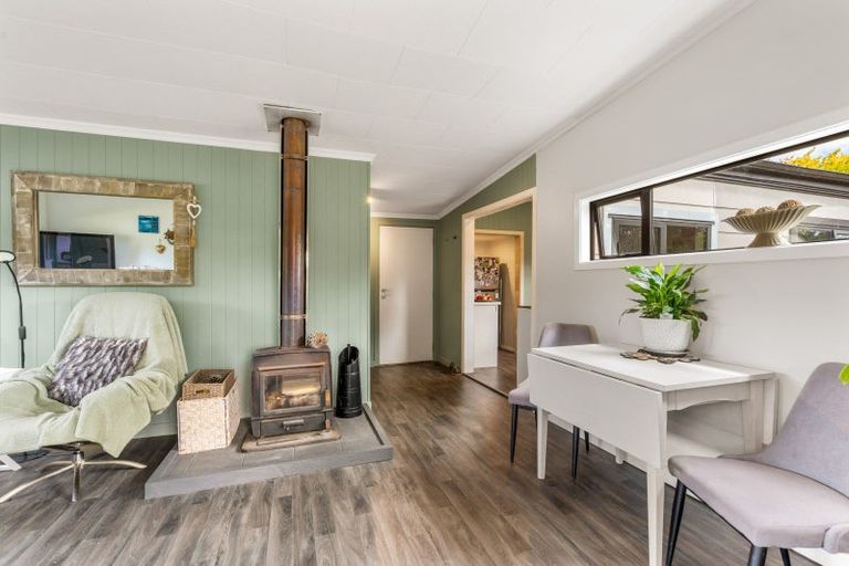 Photo of property in 13 Harrington Street, Lawrence, 9532