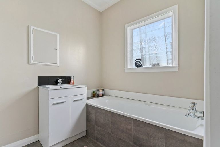 Photo of property in 4 Heawa Road, Aratapu, Dargaville, 0371