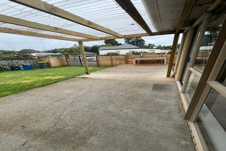 Photo of property in 9 Neesons Way, Glendene, Auckland, 0602