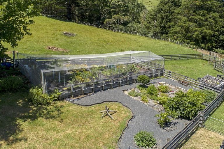 Photo of property in 59 Lenzen Road, Puhoi, Warkworth, 0994