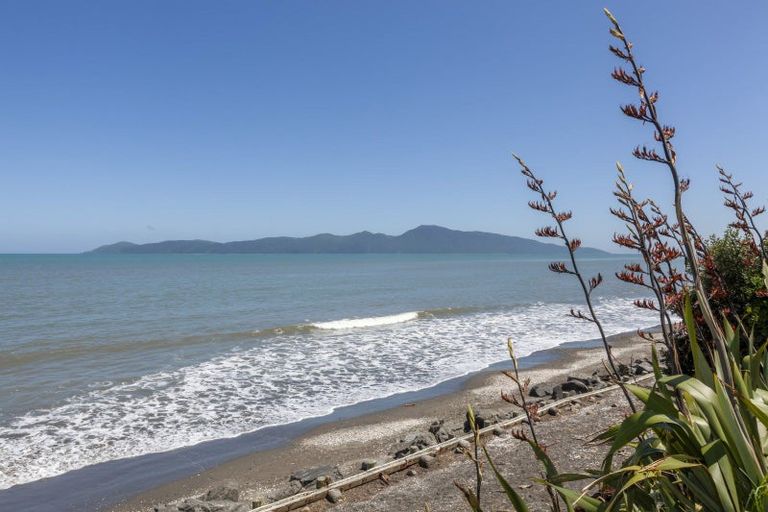 Photo of property in 131 Rosetta Road, Raumati South, Paraparaumu, 5032