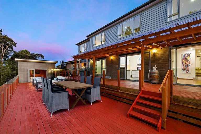 Photo of property in 16 Hobson Heights Road, Lucas Heights, Auckland, 0632