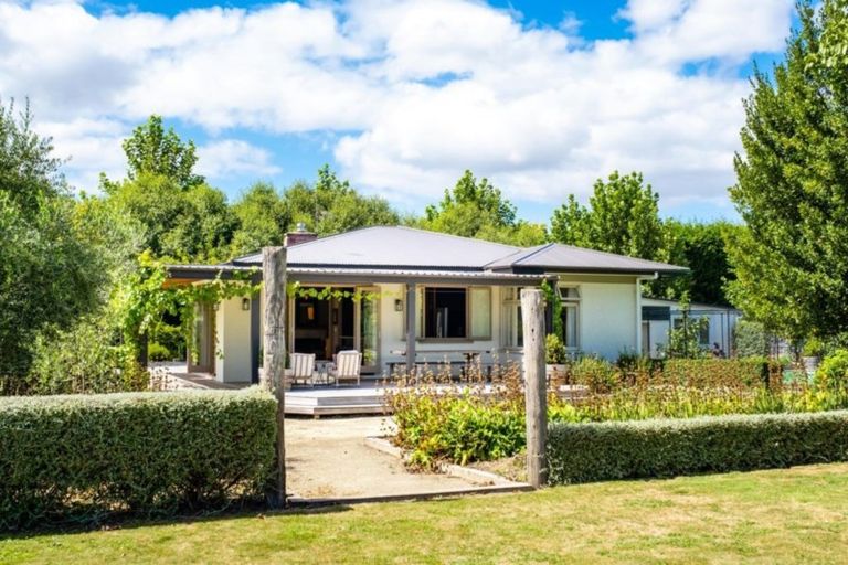 Photo of property in 247 Napier Road, Havelock North, Hastings, 4180