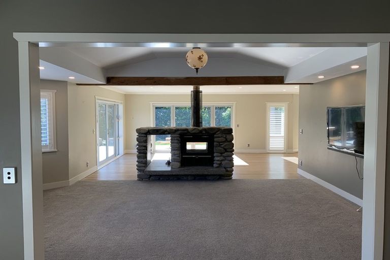 Photo of property in 32a Elizabeth Street, Waikanae, 5036