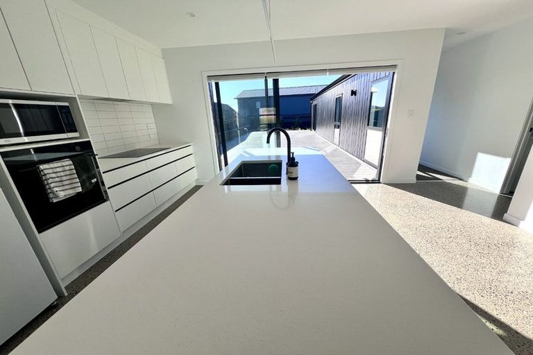 Photo of property in 43 Kikorangi Drive, Wainui, 0992