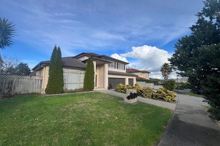 Photo of property in 4 Powercourt Drive, Flat Bush, Auckland, 2019