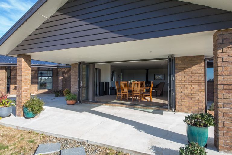 Photo of property in 219 Kahuterawa Road, Linton, Palmerston North, 4472