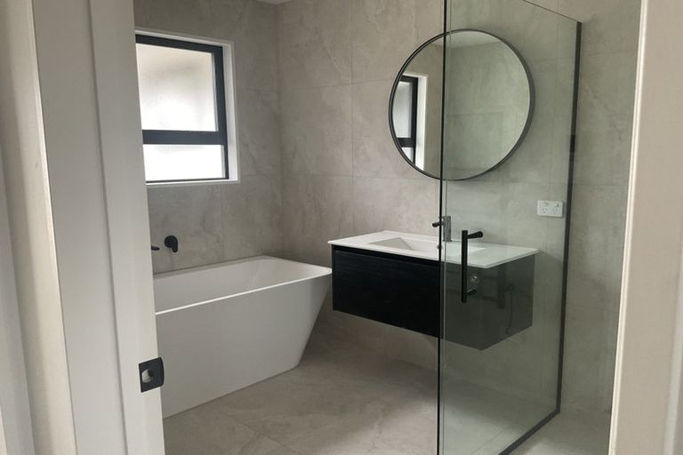 Photo of property in 3 Cutler Street, Woodend, 7610