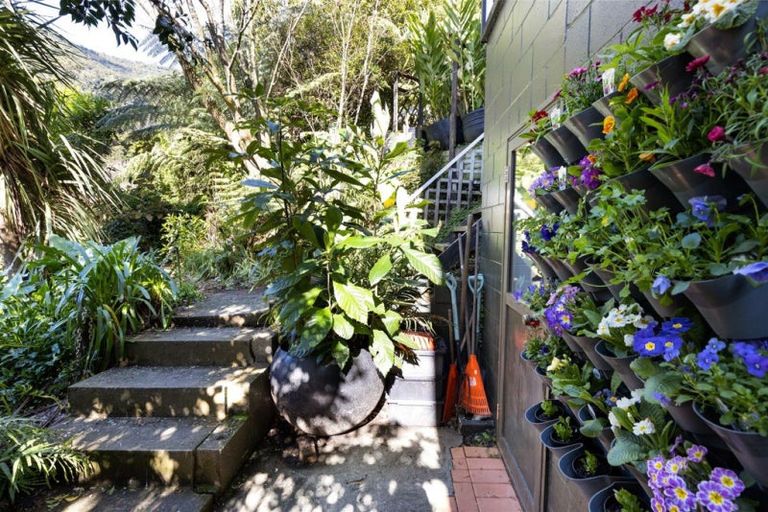 Photo of property in 5 Newgate Street, Picton, 7220