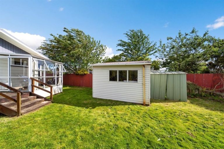 Photo of property in 7 Ngaio Place, Hawera, 4610