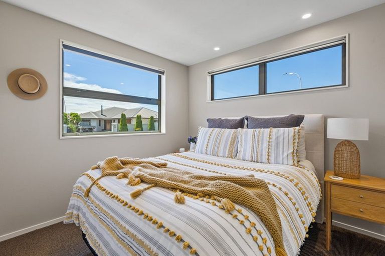 Photo of property in 189 Heta Road, Highlands Park, New Plymouth, 4312