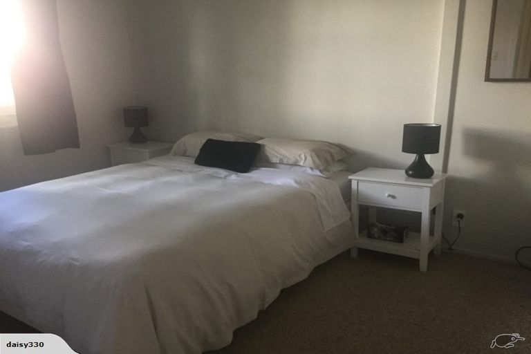 Photo of property in 6 Burnell Avenue, Thorndon, Wellington, 6011