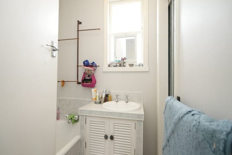 Photo of property in 34 Long Melford Road, Awapuni, Palmerston North, 4412