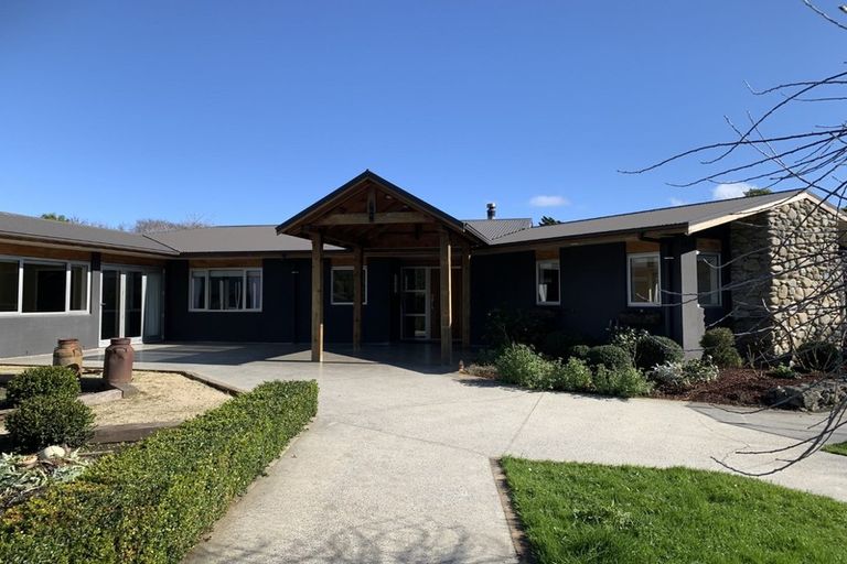 Photo of property in 32a Elizabeth Street, Waikanae, 5036