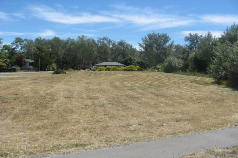 Photo of property in 21 Helmsdale Street, Burwood, Christchurch, 8083