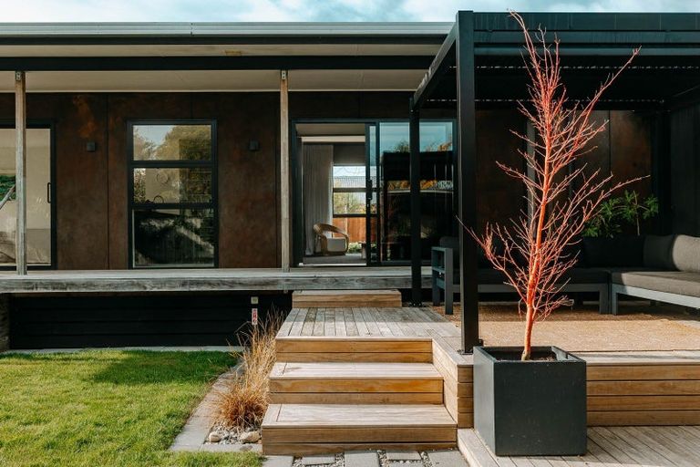 Photo of property in 8 Prendiville Lane, Greytown, 5712