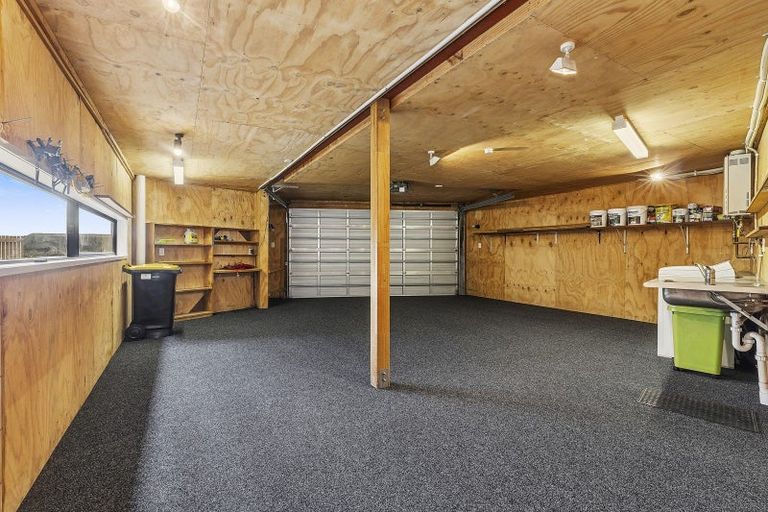 Photo of property in 87 Marine Parade, Seatoun, Wellington, 6022