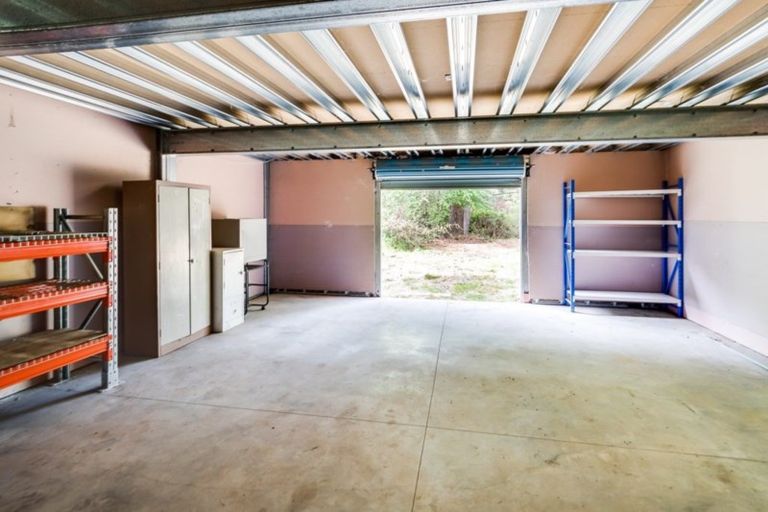 Photo of property in 437 Ellis Wallace Road, Eskdale, Napier, 4182