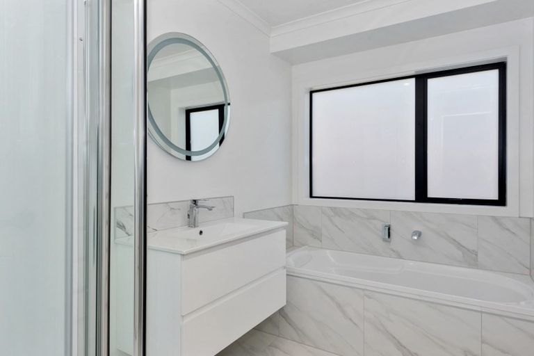 Photo of property in 12c Jamieson Crescent, St Andrews, Hamilton, 3200