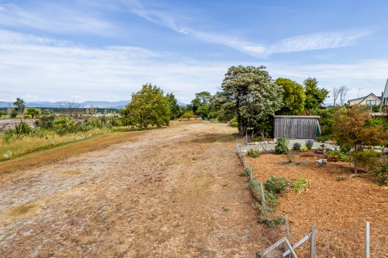 Photo of property in 12 Moreland Place, Mapua, 7005