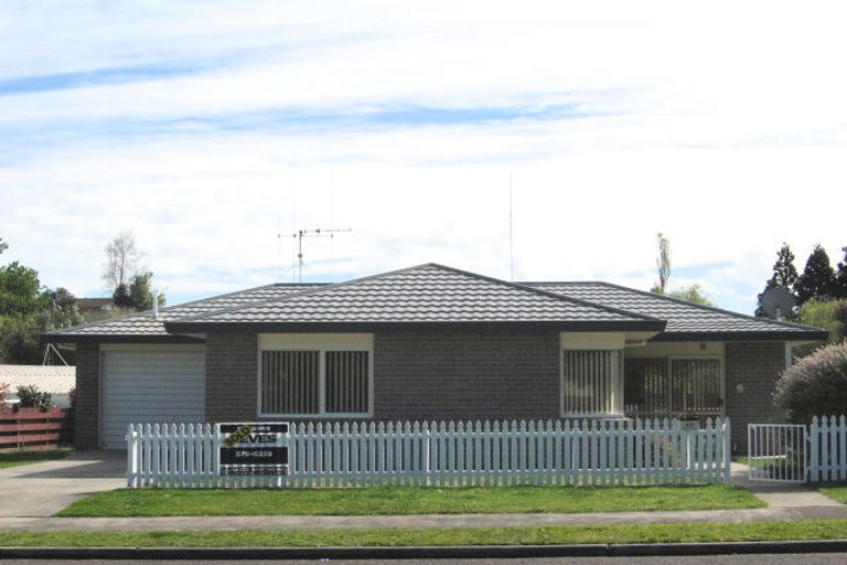 Photo of property in 49b Esmeralda Street, Welcome Bay, Tauranga, 3112