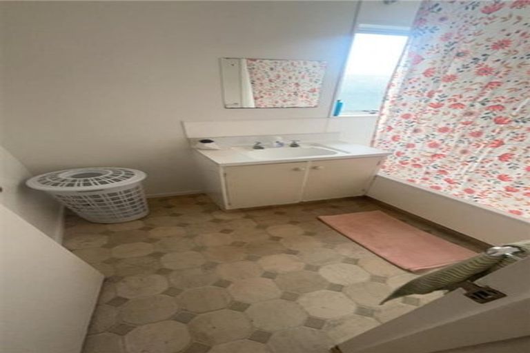 Photo of property in 2/5 Monmouth Place, Tamatea, Napier, 4112