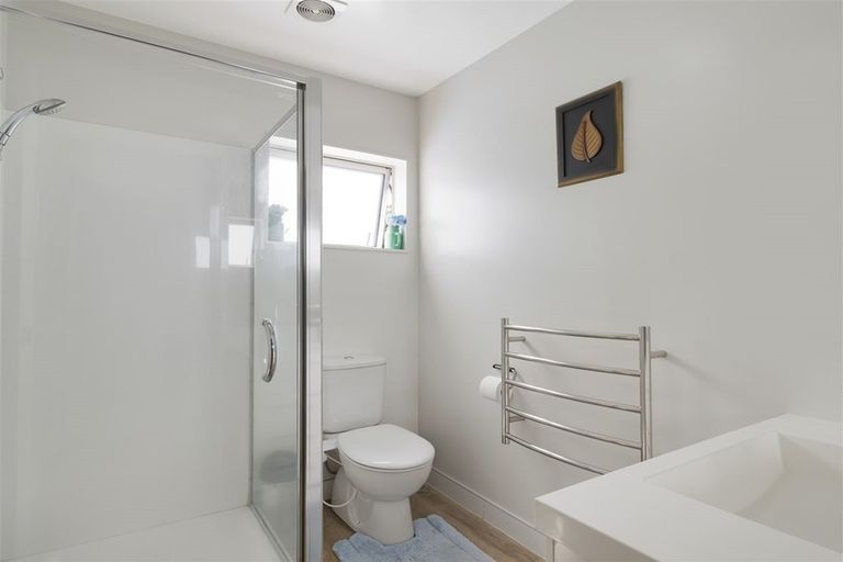 Photo of property in 3 Apple Orchard Way, Sunnyvale, Auckland, 0612