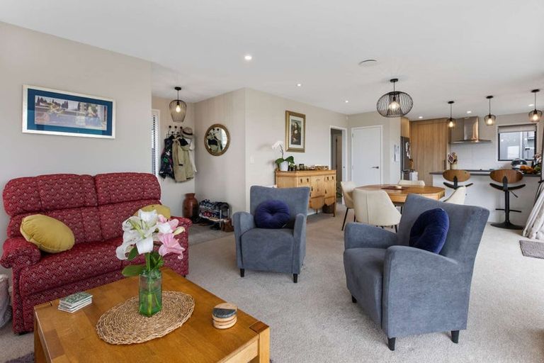 Photo of property in 44b Waikite Road, Welcome Bay, Tauranga, 3112