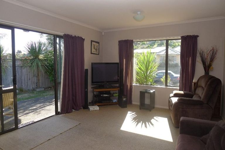 Photo of property in 130 Weggery Drive, Waikanae Beach, Waikanae, 5036