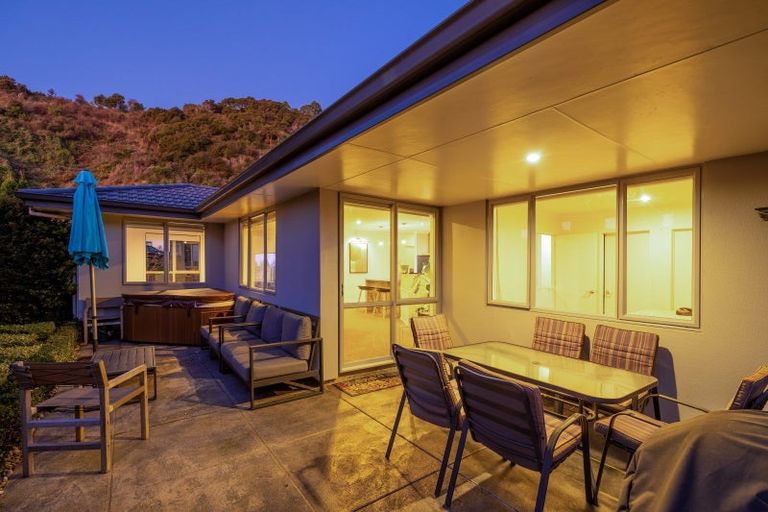 Photo of property in 22 Farleigh Street, Atawhai, Nelson, 7010