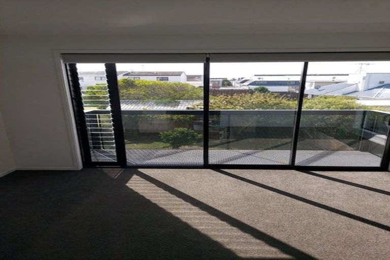Photo of property in 10/63 Tawa Street, Mount Maunganui, 3116