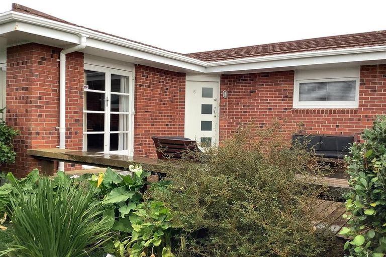 Photo of property in 1/5 Stratford Avenue, Milford, Auckland, 0620