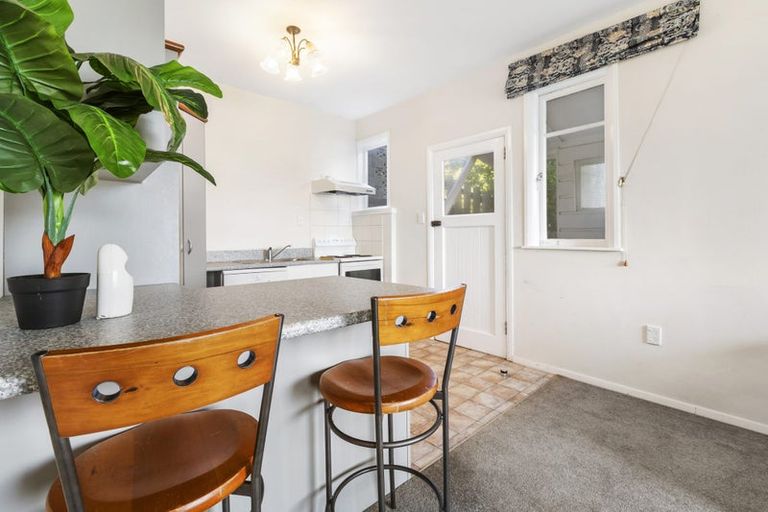 Photo of property in 65 Mantell Street, Seatoun, Wellington, 6022