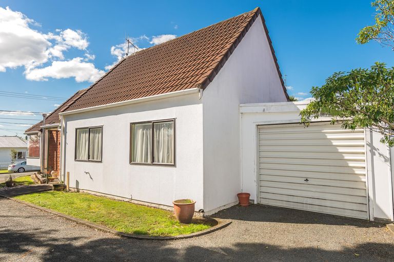 Photo of property in 9 Kawatiri Avenue, Gonville, Whanganui, 4501