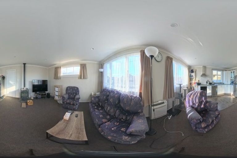 Photo of property in 8 Fraser Street, Waikiwi, Invercargill, 9810