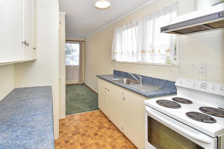 Photo of property in 7 Moncrieff Avenue, Clendon Park, Auckland, 2103