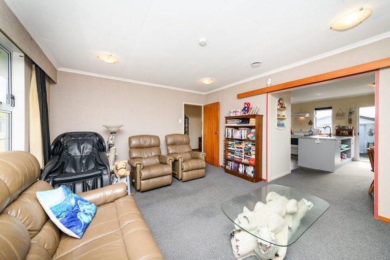 Photo of property in 6 Oban Place, Awapuni, Palmerston North, 4412