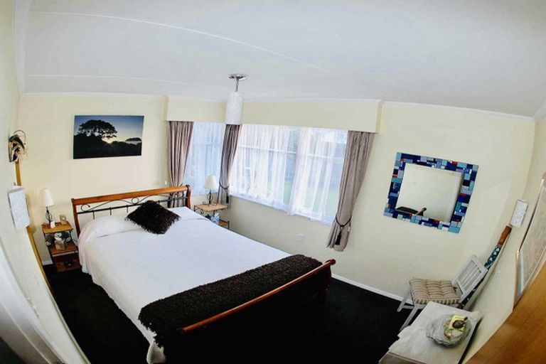 Photo of property in 1 Sefton Avenue, Highbury, Palmerston North, 4412