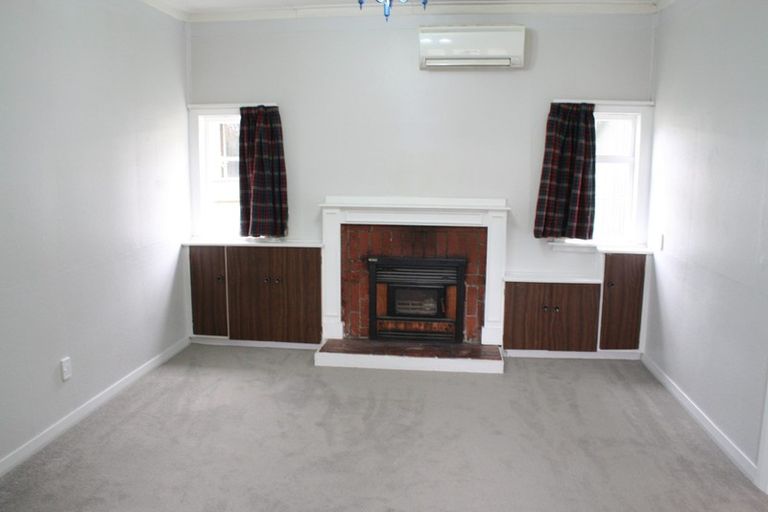 Photo of property in 1/12 Norfolk, Belmont, Lower Hutt, 5010