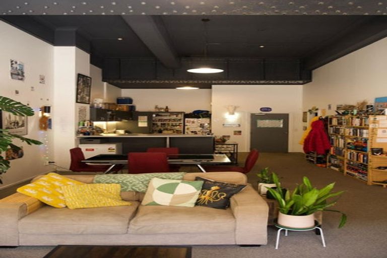 Photo of property in Vicino Apartments, 15/33 Taranaki Street, Te Aro, Wellington, 6011