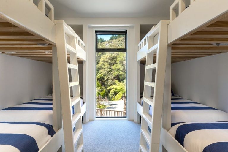 Photo of property in 41 Moetapu Bay Road, Moetapu Bay, Linkwater, 7282