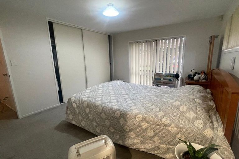 Photo of property in 64 Sandwick Drive, Weymouth, Auckland, 2103